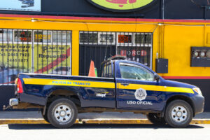 Police truck uso official in costa rica.